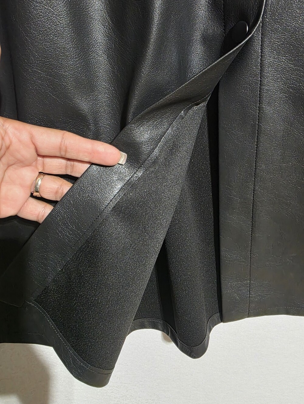 BROCHU WALKER VEGAN LEATHER TEAGAN MIDI SKIRT SZ M - Picture 8 of 13